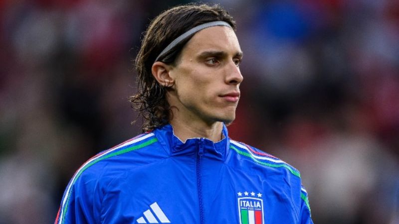 Riccardo Calafiori Jadi Pemain Italia Pertama yang Cetak Gol Bunuh Diri