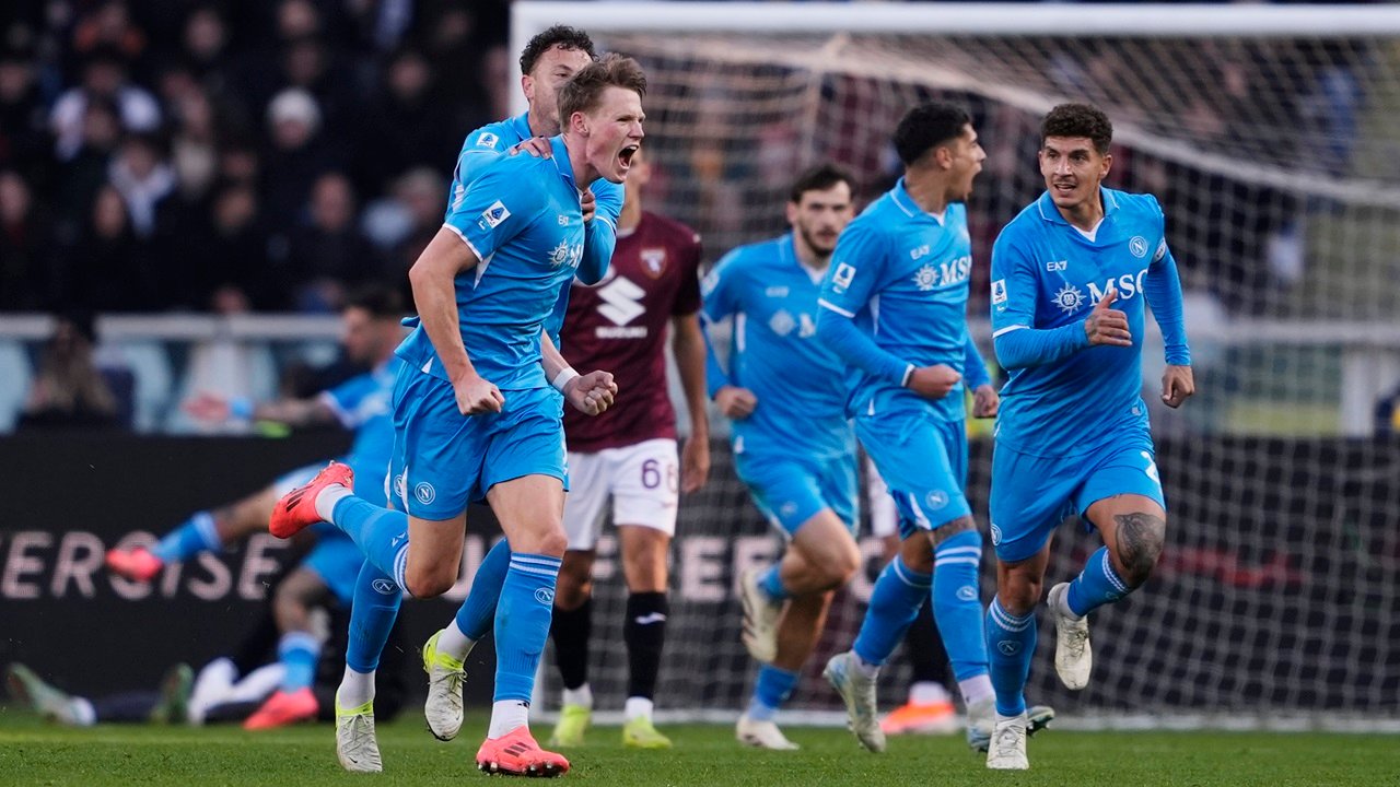 Hasil Pertandingan Torino vs Napoli di Liga Italia - Scott McTominay Pahlawan Kemenangan Partenopei