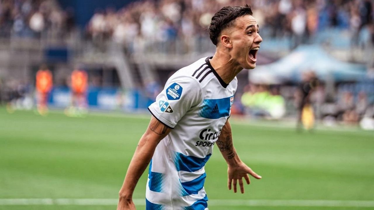 Tanpa Eliano Reijnders, PEC Zwolle Kalah dari AZ Alkmaar di Kandang Sendiri