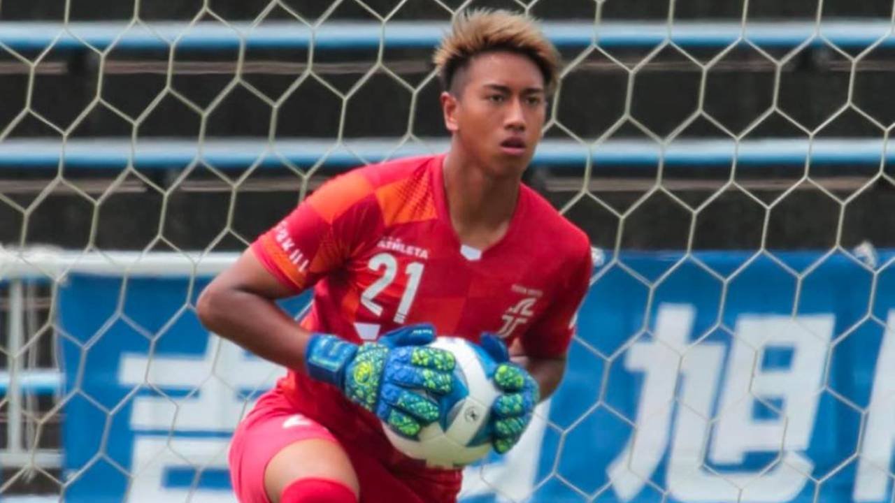 Ryu Nugraha Kiper Muda Berdarah Jepang-Jawa Pensiun di Usia 24 Tahun