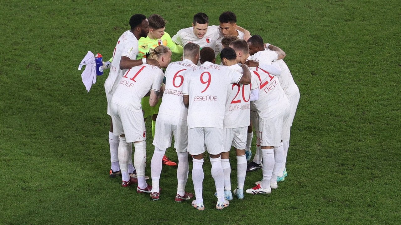 Prediksi Holstein Kiel vs Augsburg di Liga Jerman 2024/25 - Die Storche Harus Raih Poin!