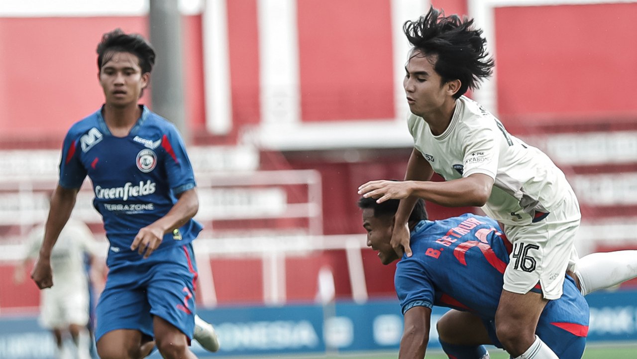 Hasil Pertandingan Arema FC vs Persita di Liga 1 2024/25 - Singo Edan Pesta Gol!