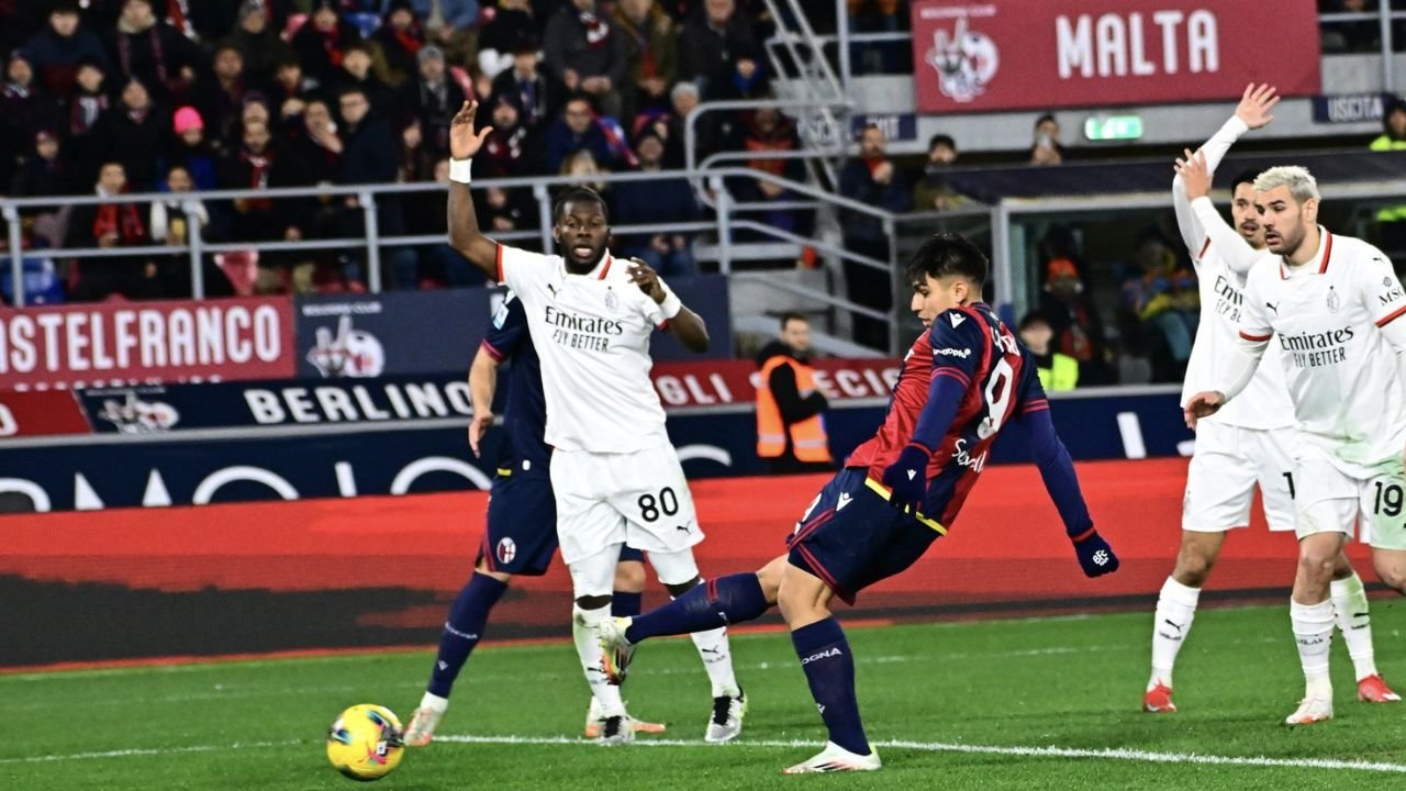 AC Milan Kalah Lagi, Sergio Conceicao Tuding Gol Pertama Bologna Handball
