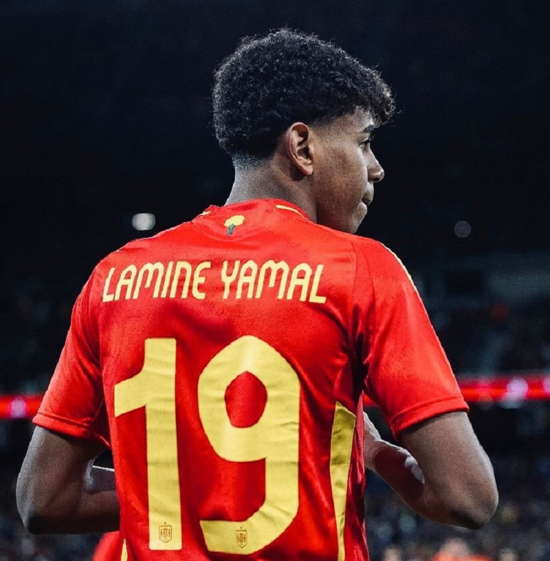 Lamine Yamal pemain muda Euro 2024