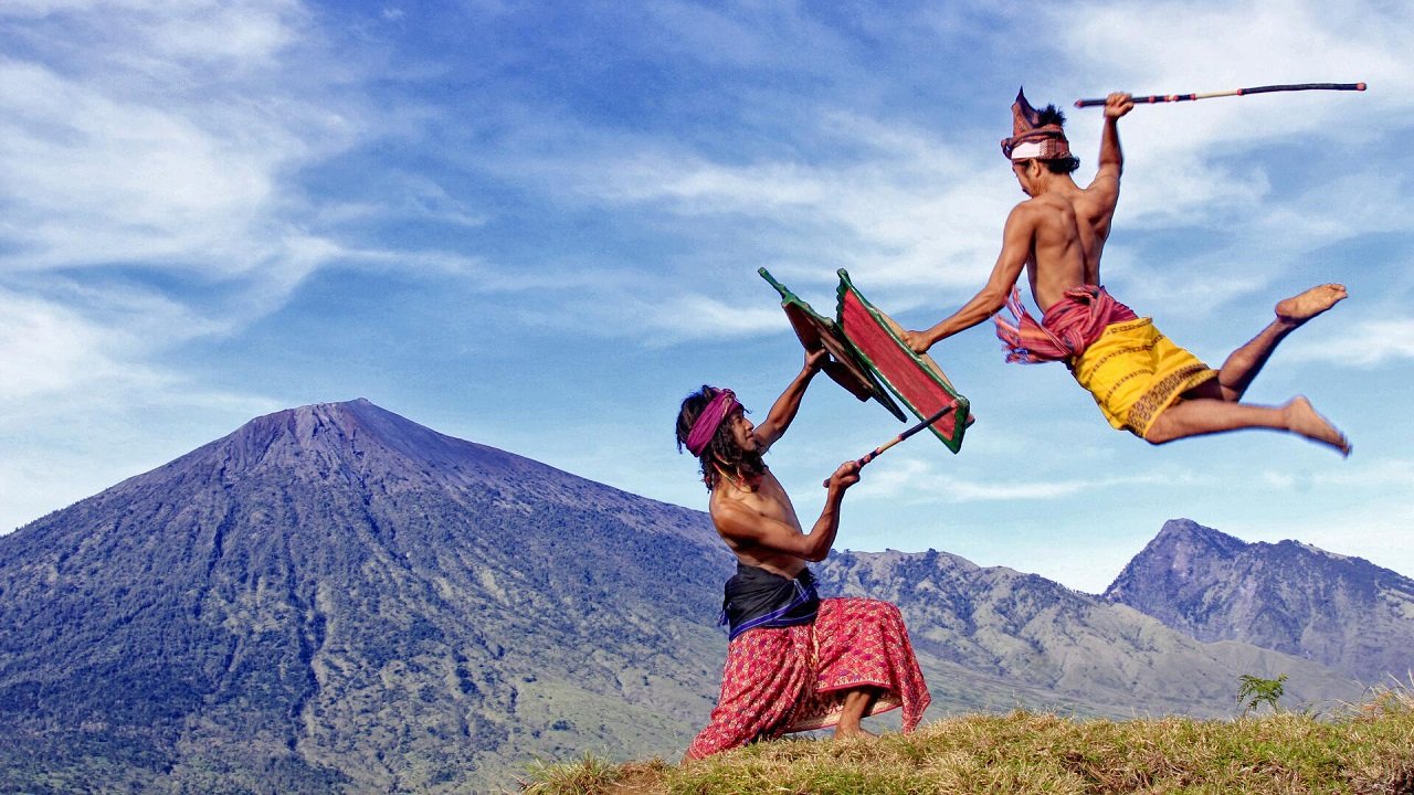 15 Senjata Tradisional NTB Beserta Gambar dan Penjelasannya Lengkap