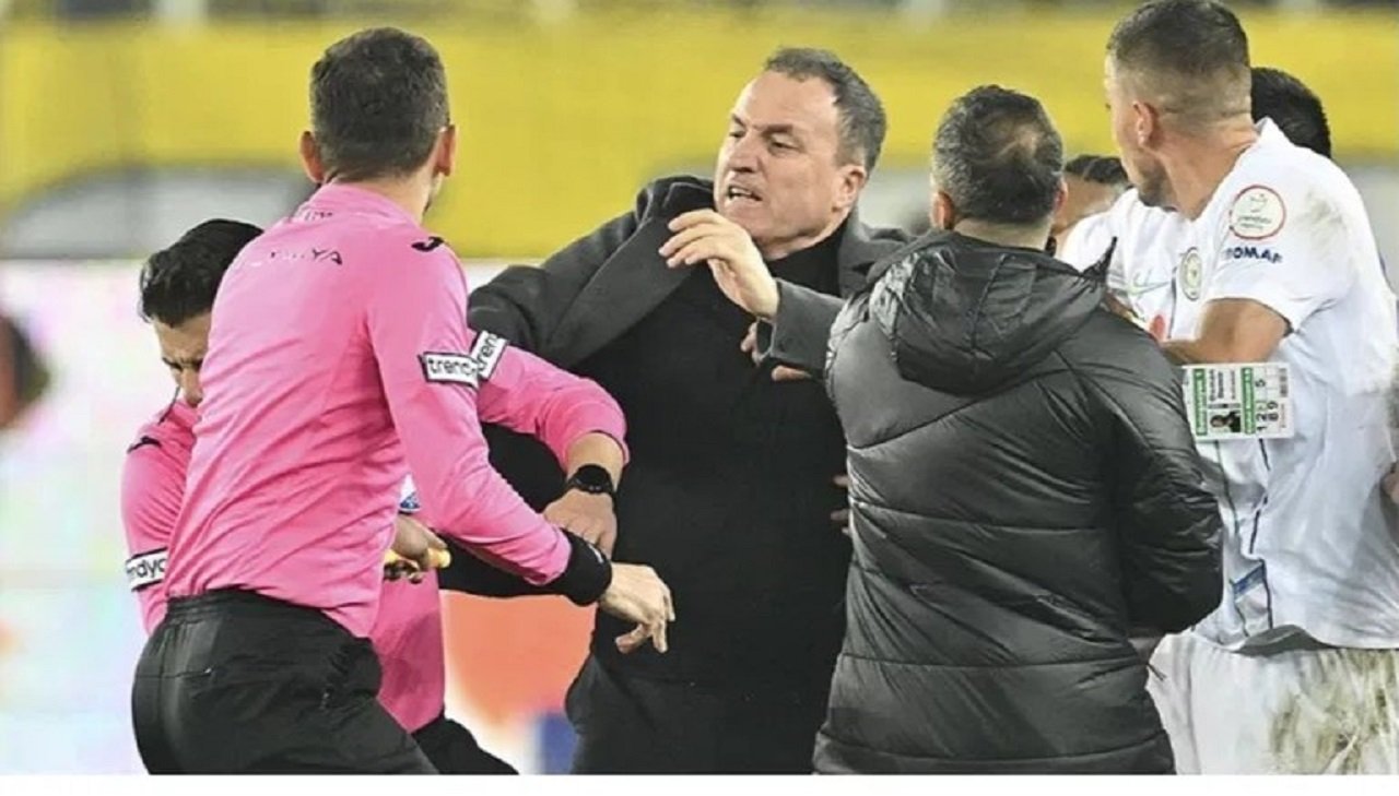 Heboh! Eks Presiden Klub Turki Dihukum Penjara karena Pukul Wasit