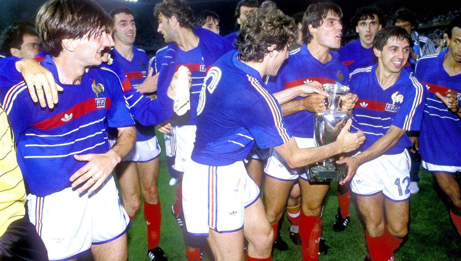 Kupas Sejarah Piala Eropa, Rekor Abadi 9 Gol Michel Platini di Euro 1984