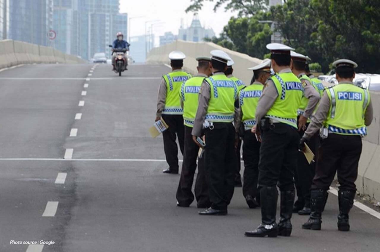 Jangan Panik! Cara Mengatasi Saat Ditilang Polisi