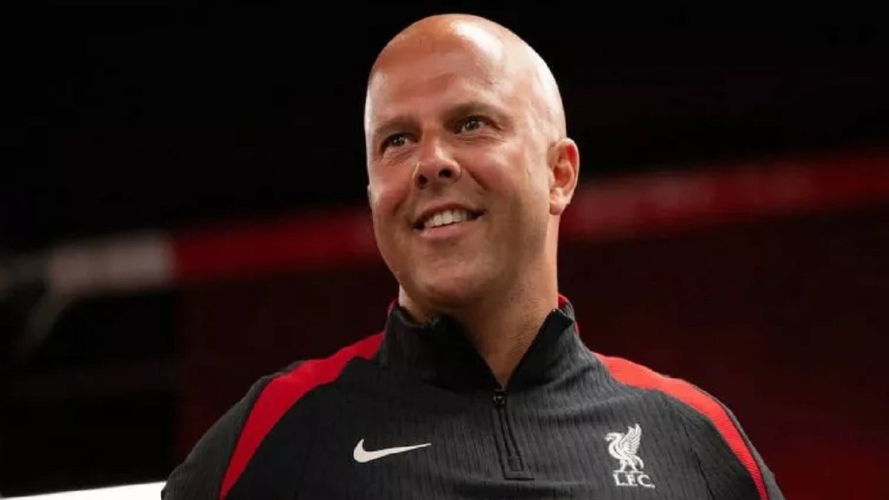 Liverpool Incar 3 Bintang Bayer Leverkusen, Arne Slot Serius Bikin Dobrakan Baru!