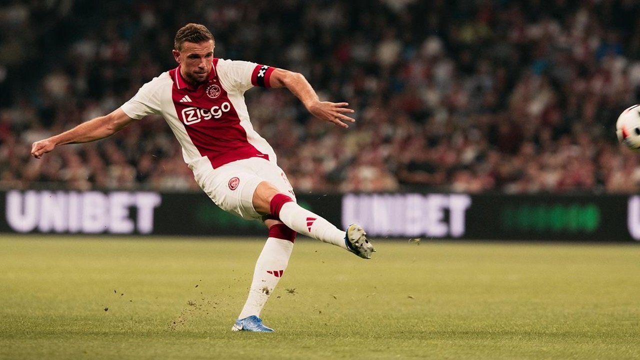 Jordan Henderson Buka Peluang Balik Main di Liga Inggris, Ini Alasannya