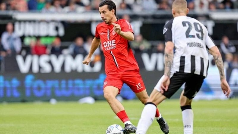 Prediksi Almere vs Heerenveen di Liga Belanda 2024/25 - Duel Tim Beda Nasib