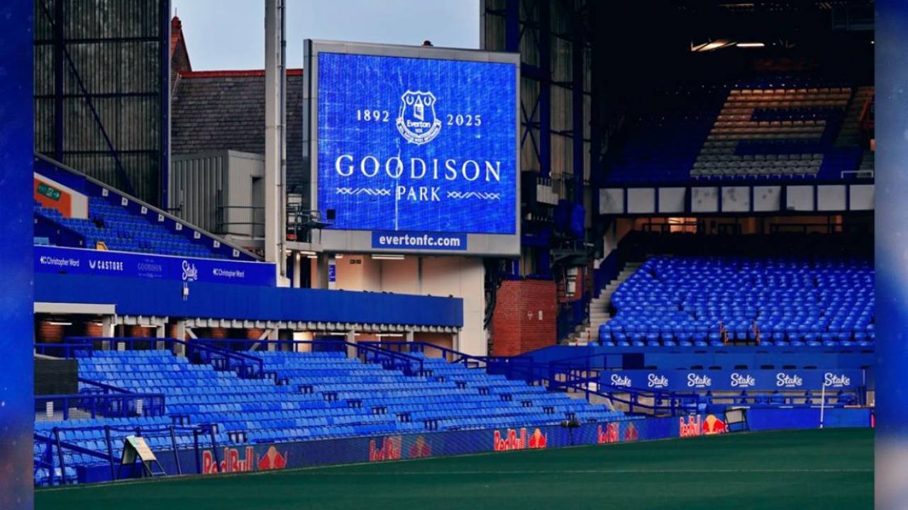 Tempat Menonton  Everton vs Aston Villa di Liga Inggris 2024/25 - Unai Emery Punya Tren Baik di Goodison Park