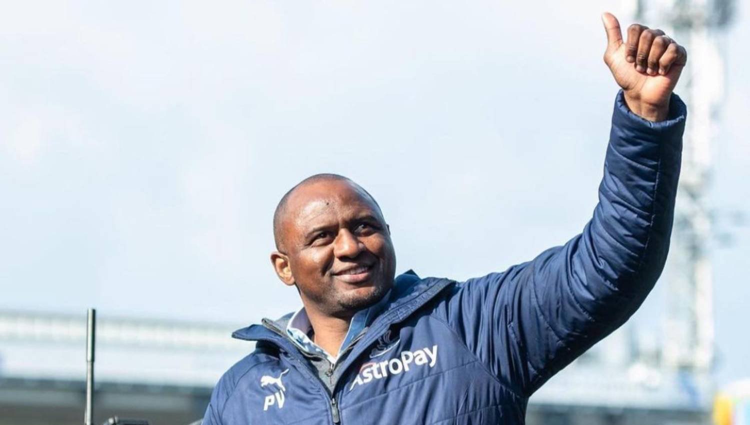 Patrick Vieira Meninggalkan Kepelatihannya dengan Strasbourg Menjelang Musim 2024/25