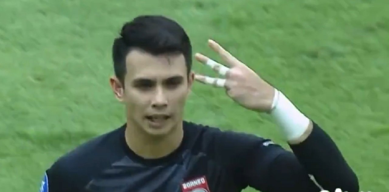 Nadeo Argawinata Bikin Blunder Fatal dan Ejek PSS Sleman, Pelatih Borneo FC Bilang Begini 