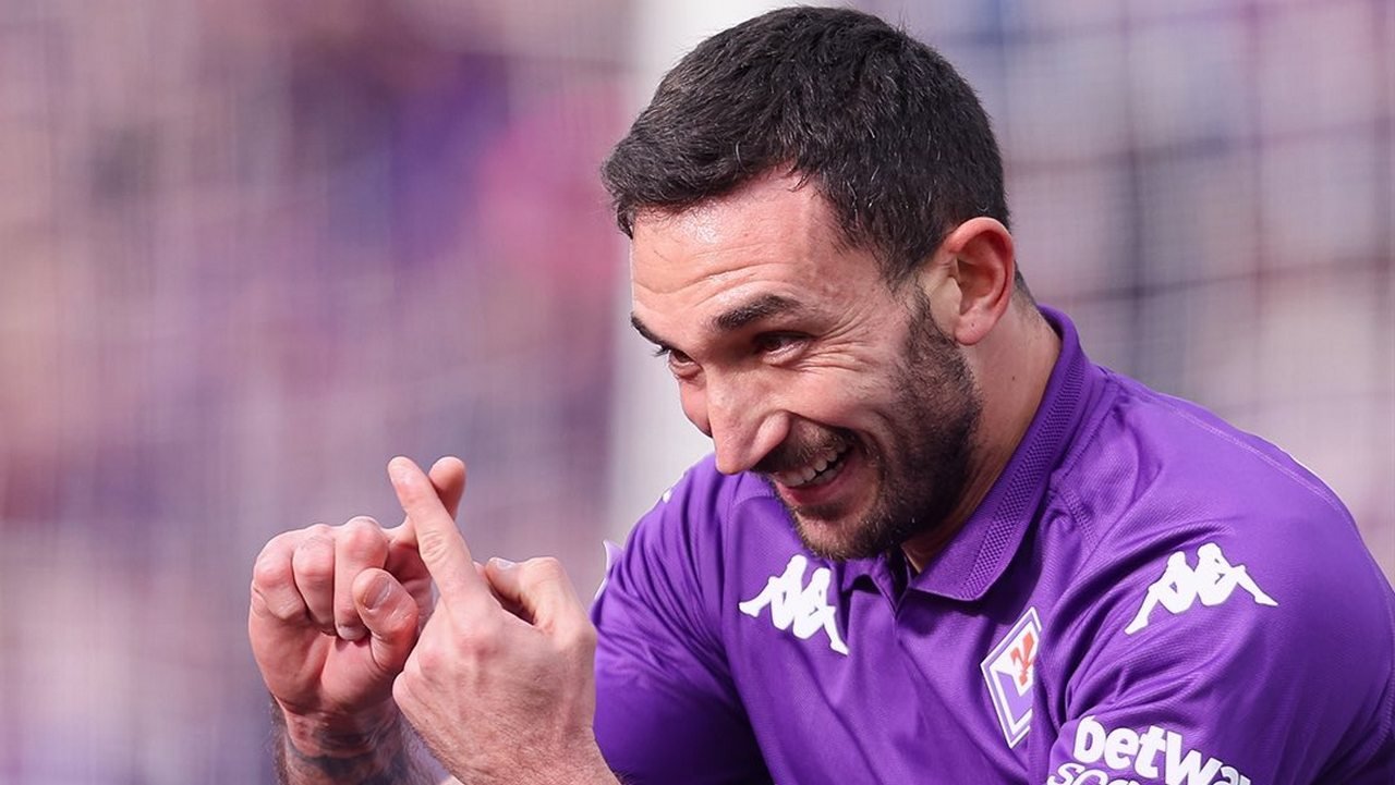Hasil Pertandingan Fiorentina vs Cagliari di Liga Italia 2024/25 - La Viola Menang Lagi!