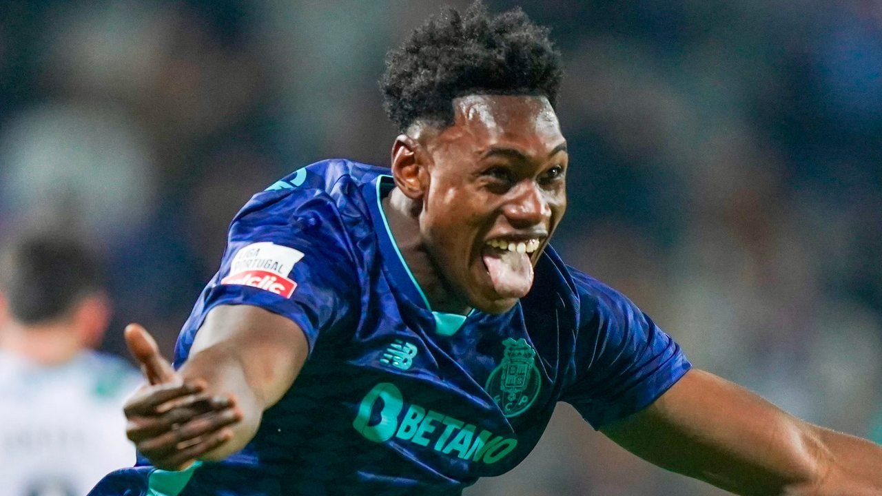 Susunan Pemain Porto vs Boavista di Liga Portugal 2024/25 - Samu Aghehowa Main
