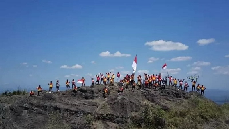 Puncak Laskar Pelangi