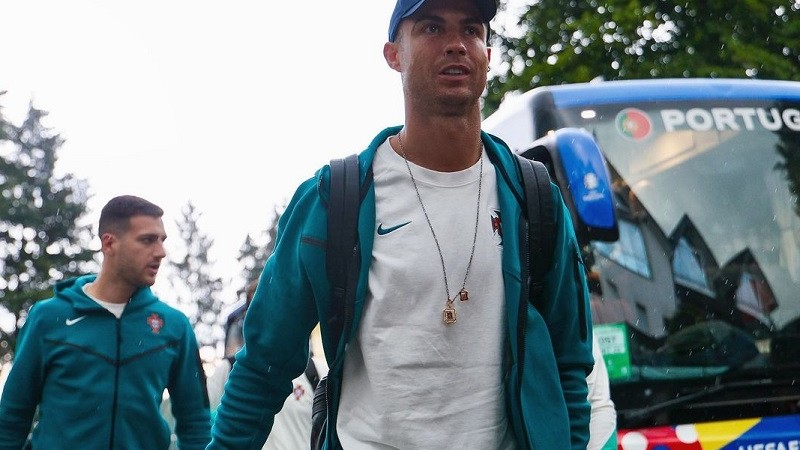 Cristiano Ronaldo Berburu gol di Euro 2024