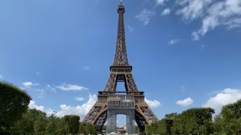Medali Olimpiade Paris dibuat dari logam Menara Eiffel