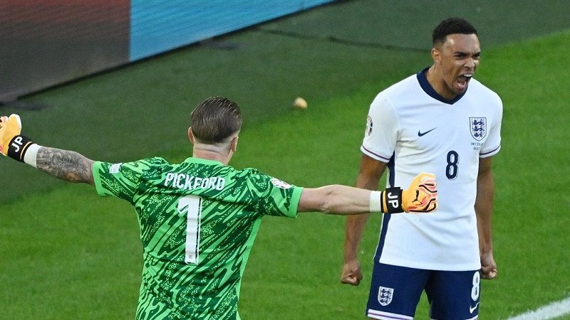 Inggris menang penalti lawan Swiss