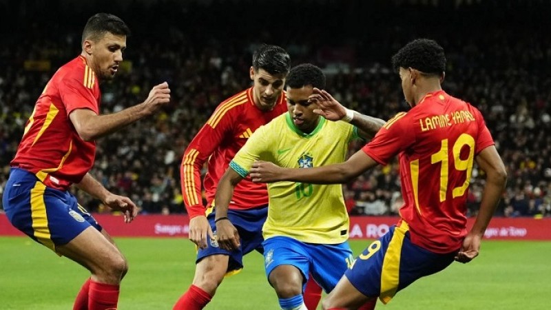 Rodri dan Lamine Yamal Pemain Kunci timnas Spanyol