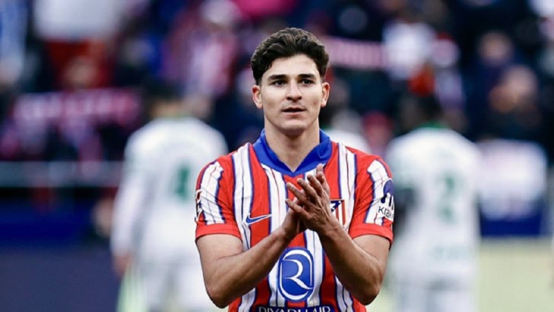Julian Alvarez, Pemain Atletico Madrid