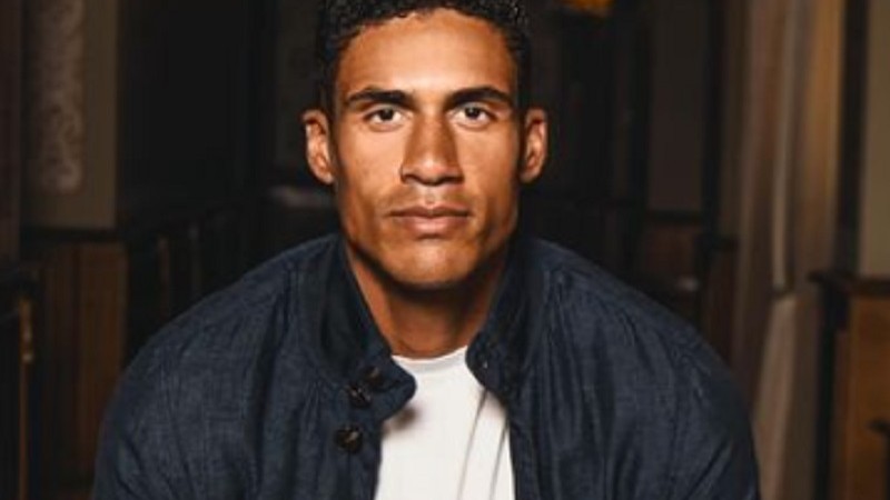 Raphael Varane Resmi Jadi Pemain Baru Como 1907