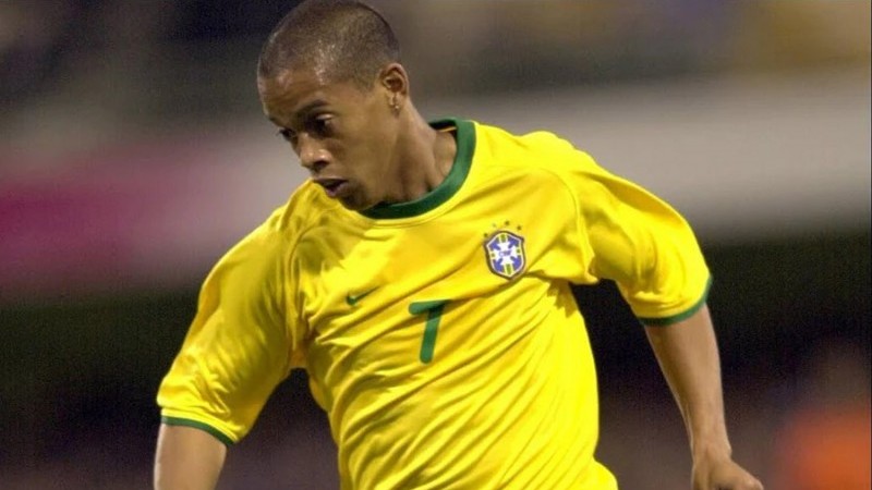 Ronaldinho, legenda Timnas Brasil.