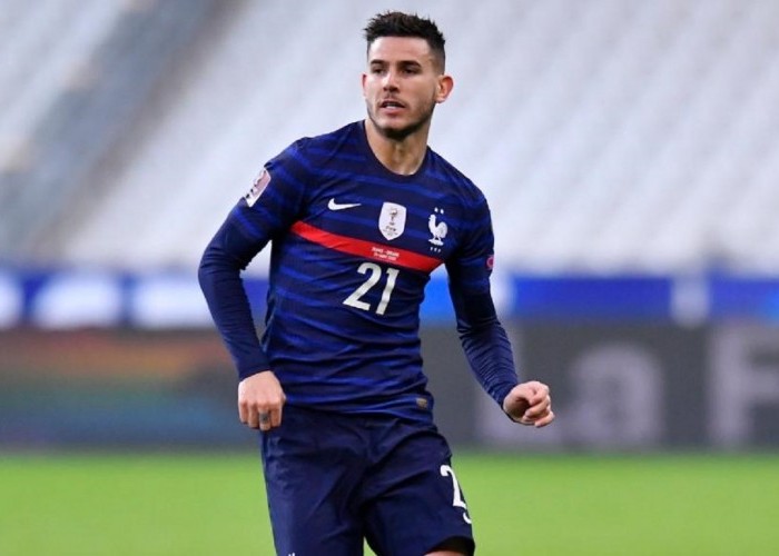 Theo Hernandez dikhawatirkan absen di laga pertama saat membela Prancis di Euro 2024