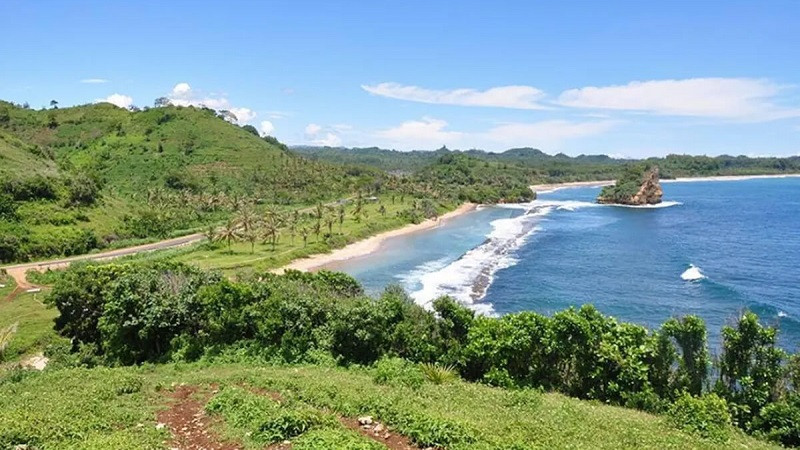 Pantai Parang Dowo