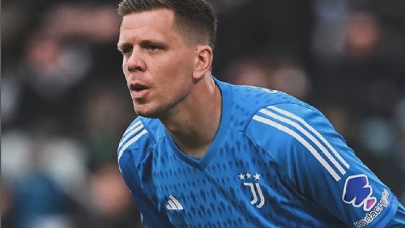 Kiper Bebas Transfer, Wojciech Szczęsny