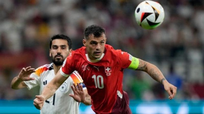 Granit Xhaka Rekor Baru