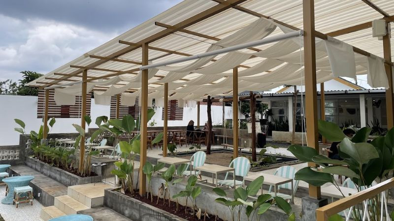 Enthree Coffee & Kitchen Cibinong