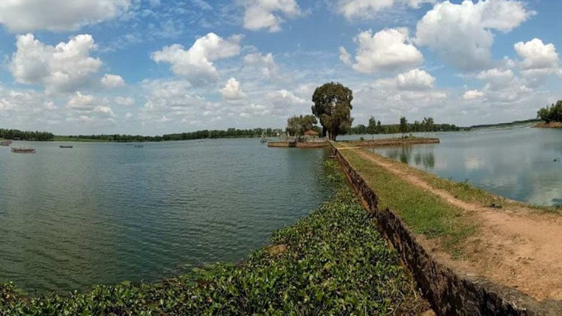 Danau Tirta Gangga