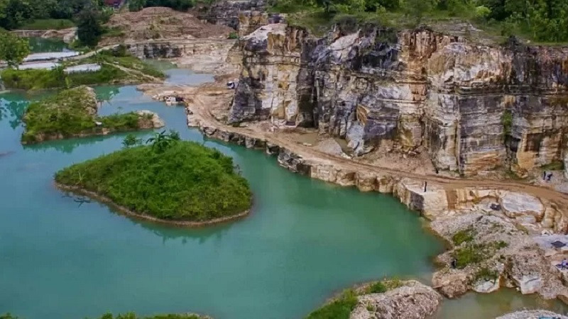 Telaga Biru Sukoharjo
