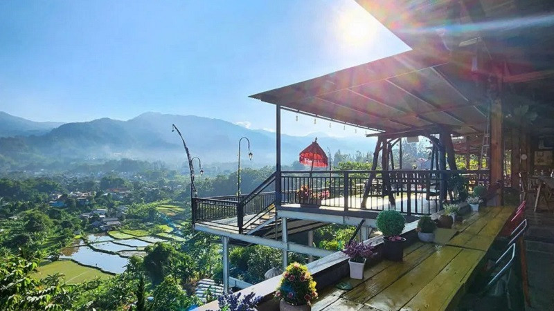 Breve Hills Resto & Cafe