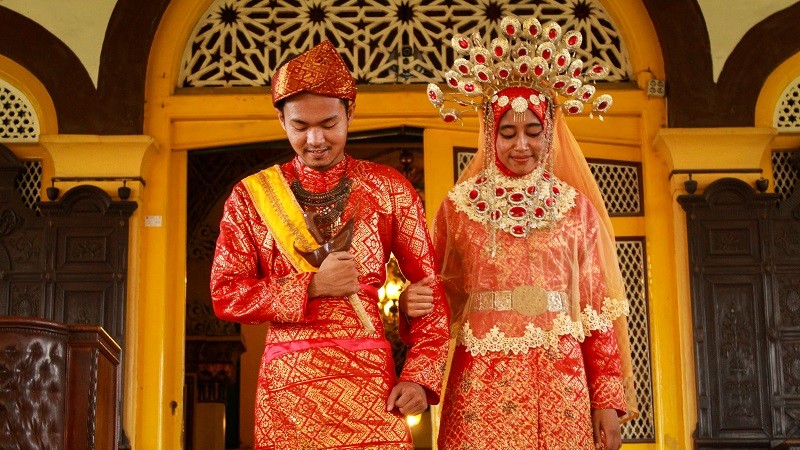 Pakaian Adat Melayu medan