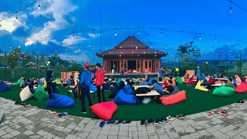 Pelangi Cafe & Resto