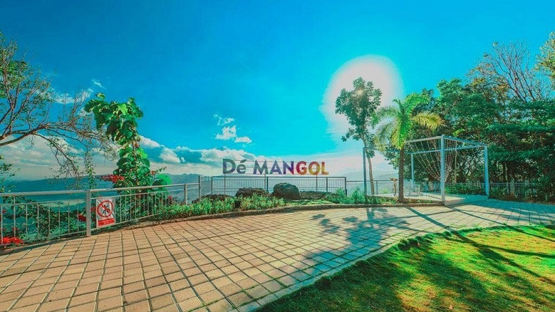 De Mangol View