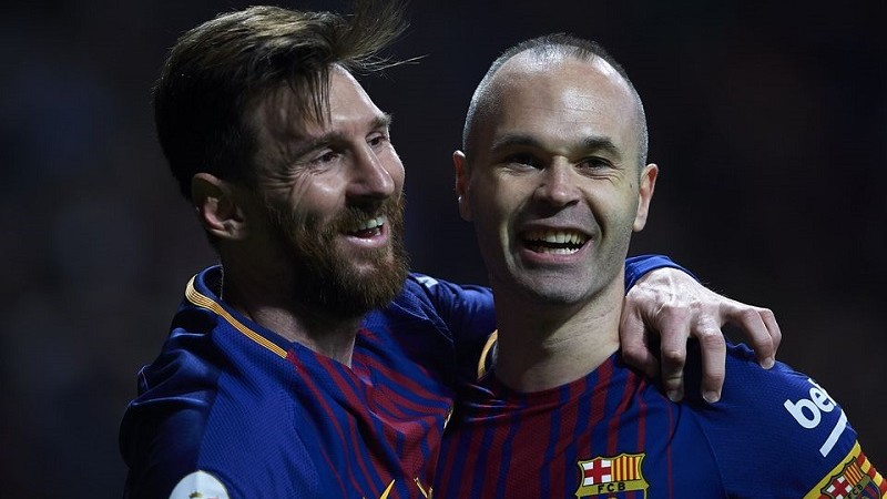 Lione Messi dan Iniesta saat bersama Berseragam Barcelona