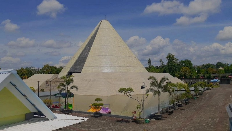 Monumen Jogja Kembali 