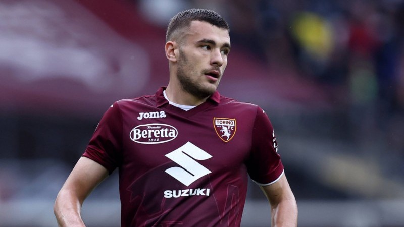 Alessandro Buongiorno, pemain Torino yang masuk dalam incaran Napoli.