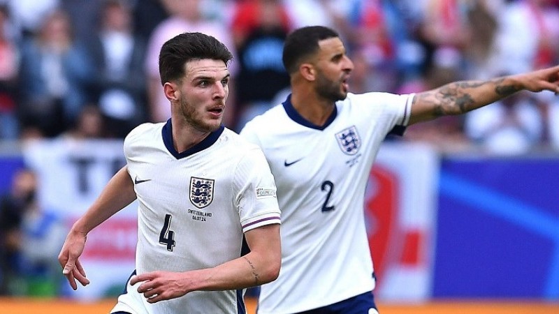 Pemain timnas Inggris, Declan Ciptakan Umpan Terbanyak Lawan Swiss