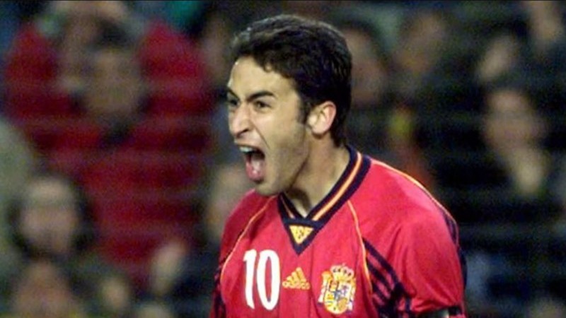 Raul Gonzalez saat di Timnas Spanyol pada Olimpiade 1996.