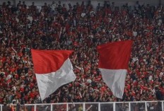 Viral Pengakuan Netizen soal Penonton Indonesia vs Jepang yang Duduk di Tangga: Bayar Penjaga Tiket