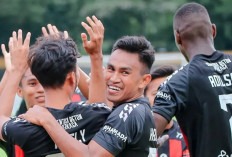 Tempat Menonton Gresik United vs Persekat di Liga 2 2024/25