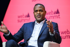 Pelatih Timnas Indonesia Patrick Kluivert Dikabarkan Tiba di Jakarta Sore Ini