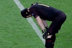 Cerita Horor Petr Cech Soal Cedera Kepalanya yang Parah: Saya Tak Mengenali Siapa pun