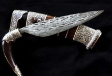 15 Senjata Tradisional Sulawesi Selatan Beserta Gambar dan Kegunaannya