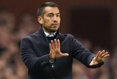 Patrick Kluivert vs Van Bronckhorst, Siapa Lebih Baik Saat Melatih?